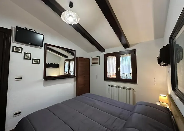 Free Parking - La Bianca Neve Apartamento *