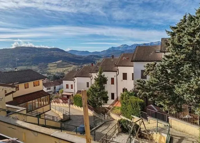 Free Parking - La Bianca Neve Apartment *